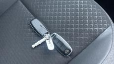 Nissan Juke 1.0 DiG-T N-Connecta 5dr Petrol Hatchback